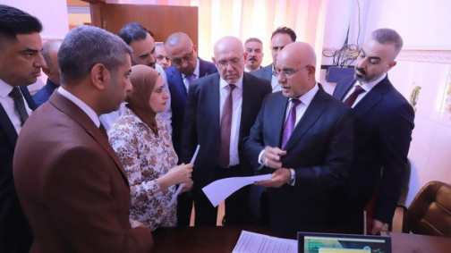 وزير الصحة يتفقد مركز الشهيد محمد الدرة للرعاية ال
