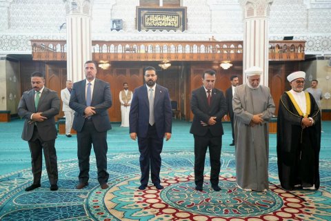 صورة مرفقة