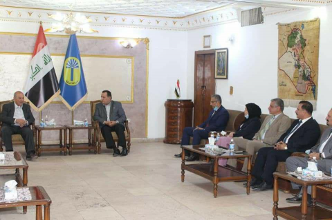 حزبا الوفاق الوطني والأمة العراقية يدعوان الى تشكي