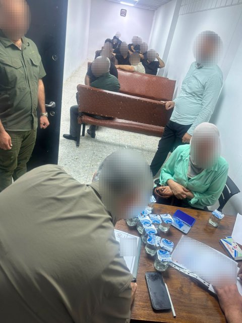 صورة مرفقة