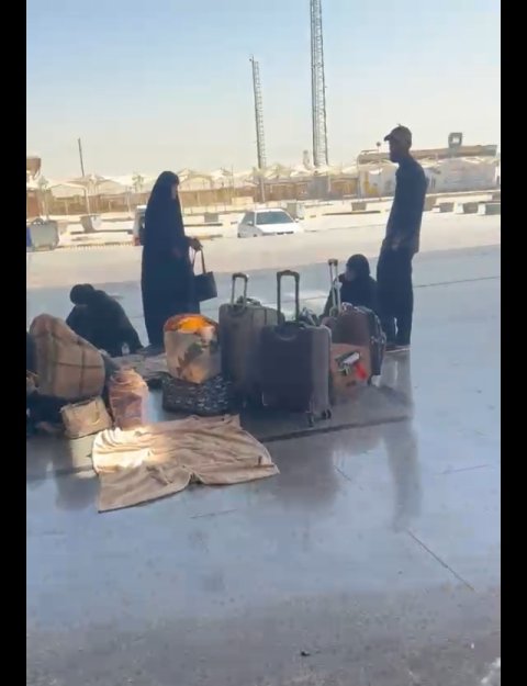 عوائل عالقة في الشلامجة تناشد الحكومة التدخل والسم