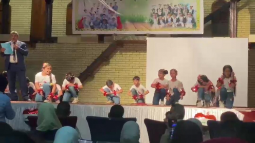 مدرسة النبأ العظيم الاهلية  تحتفل بتخرج الدفعة الع