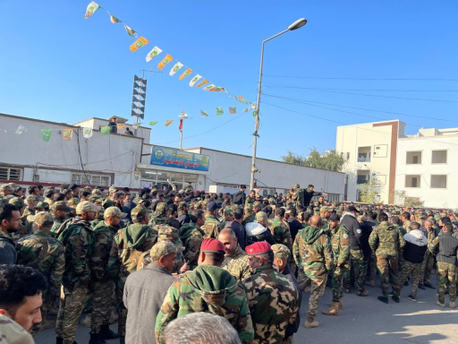 توافد اعداد كبيرة من الحشد الشعبي في بغداد للاداء 