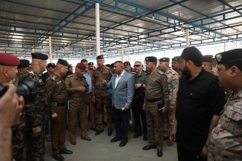 وزير الداخلية يبحث مع محافظ البصرة ورئيس مجلسهاانج