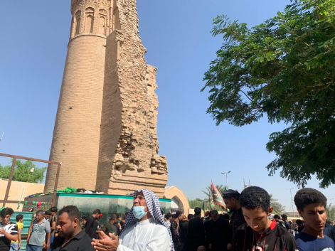 أهالي البصرة يحيون ذكرى دفن الأجساد الطاهرة في معر
