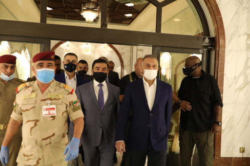 الكاظمي يبحث مع القادة الأمنيين الأوضاع الأمنية ال
