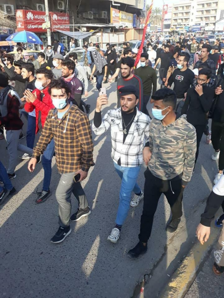  محتجون في البصرة يطالبون بالكشف عن المتورطين بقتل