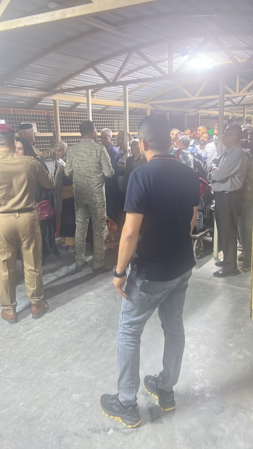  مدير منفذ الشلامجة الحدودي مايقارب 35 الفا عدد ا