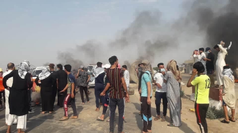 بالصور.... ذي قار تشهد احتجاجات وتظاهرات وقطع طرق 