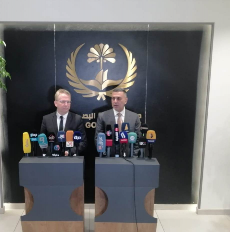 محافظ البصرة يبحث مع السفير الفرنسي التعاون الاقتص