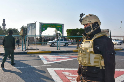 البصريون يحيون الزيارة الشعبانية في مسجد وخطوة الإ