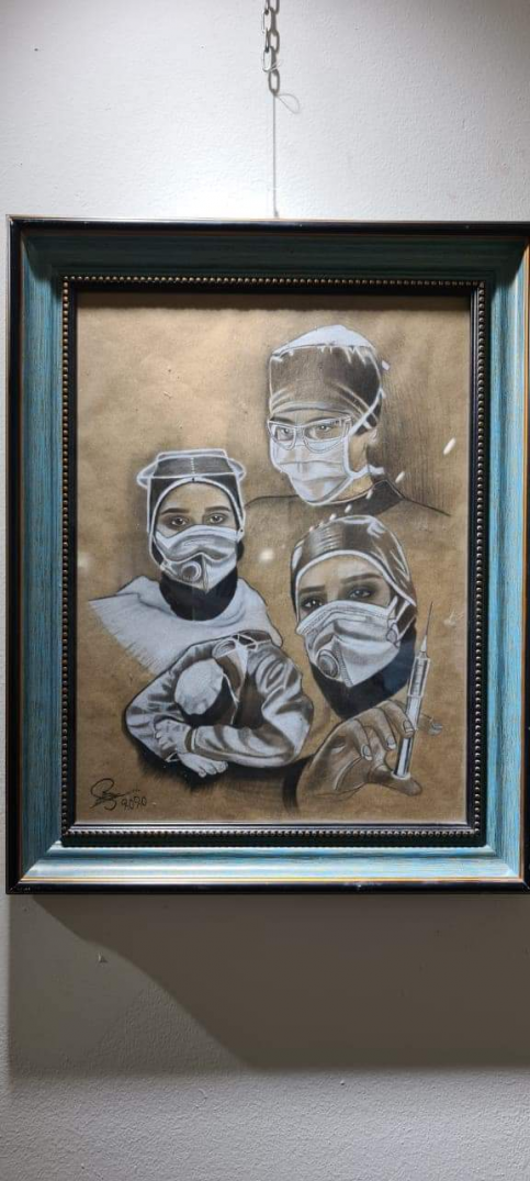 معرض فني تخطيطي لطالبات كلية الفنون الجميلة بجامعة
