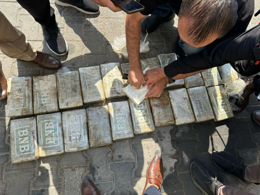 احباط عملية تهريب كمية كبيرة من  المخدرات في ميناء