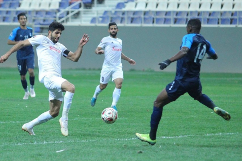  النوارس يحلق بثلاث نقاط من النجف