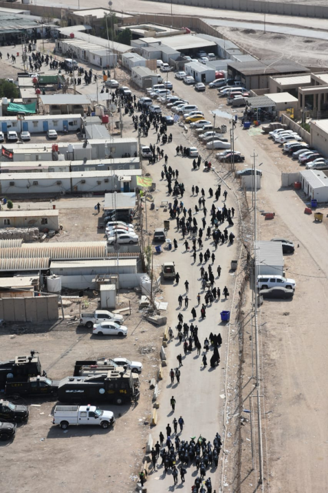 بالصور .. طيران الجيش يؤمن الحماية الجوية للوافدين