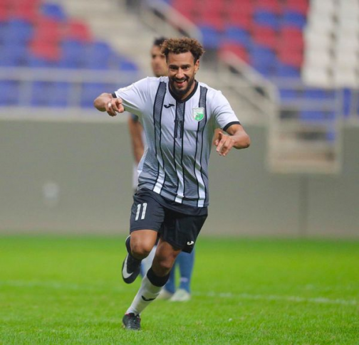 نفط الوسط يمسك بصدارة الدوري بفوزه على نفط البصرة