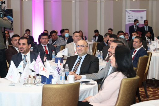 وزير الاتصالات يفتتح مؤتمر مشروع النفاذ الضوئي FTT