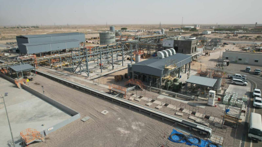 وزير النفط يفتتح مشروع حقن الماء المصاحب المرحلة ا