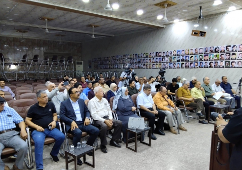 جلسة حوارية في البصرة تناقش دور الثقافة في مكافحة 