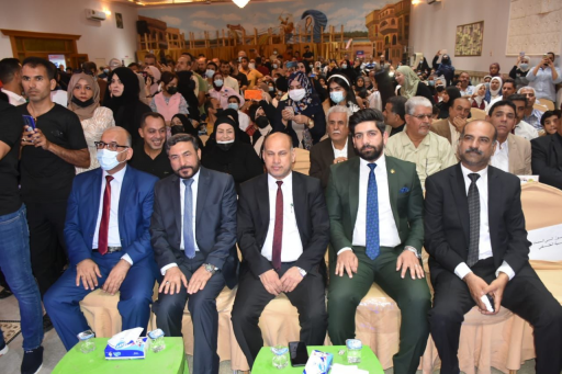 تربية البصرة تكرم  دفعة جديدة من الطلبة المتفوقين 