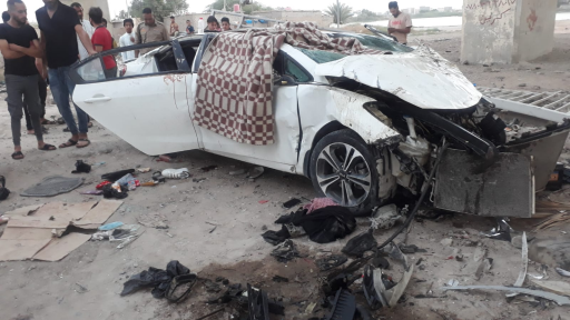 مصرع شخصين واصابة عشرة اخرون بسقوط عجلة من أعلى جس