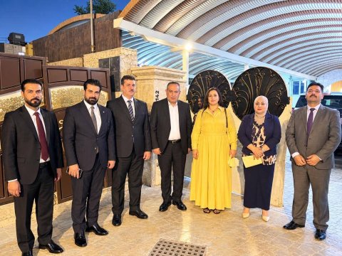 حزبا الامة العربية والامانة يبحثان الوضع السياسي ا