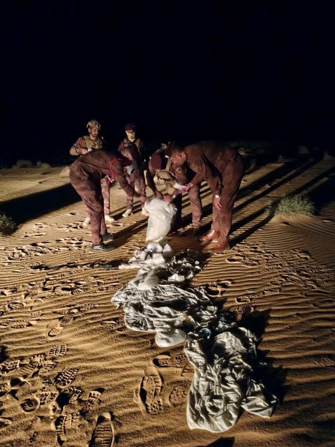 صورة مرفقة