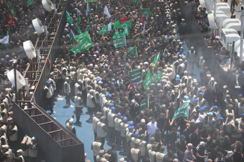 صورة مرفقة