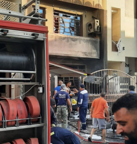 الدفاع المدني تنقذ عائلة من اربع نساء ورجل كبير ال