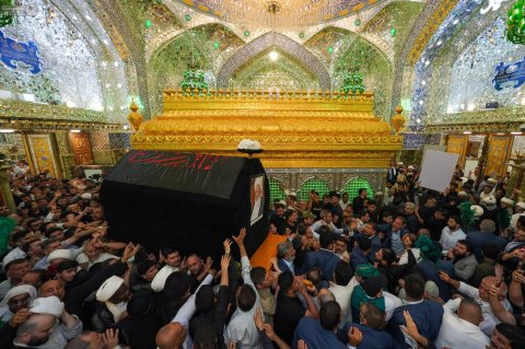 صورة مرفقة