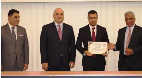 جامعة البصرة تحتفي بتكريم نخبة من اساتذتها التي حق