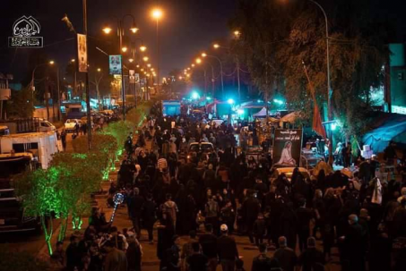 الحشود المليونية تزاصل زحفها بابتجاه مدينة الكاظمي
