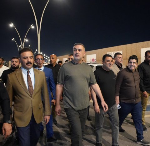 محافظ البصرة  يتابع تفويج الزائرين في منفذ سفوان الحدودي القادمين من دولة الكويت