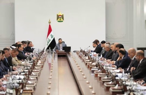 مجلس الوزراء يقرر اعفاء المواد الغذائية والادوية المستوردة من الرسوم الكمركية