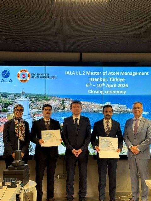 لأول مرة ... كوادر الموانئ تنال شهادة دولية رفيعة في المساعدات الملاحية