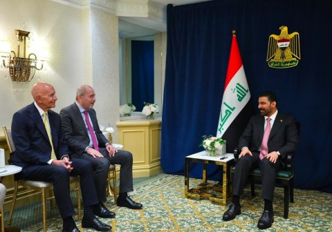الزيدي ووزير الخارجية الاردني يناقشان في واشنطن تنفيذ مشروع انبوب نفط البصرة - العقبة والربط الكهربائي