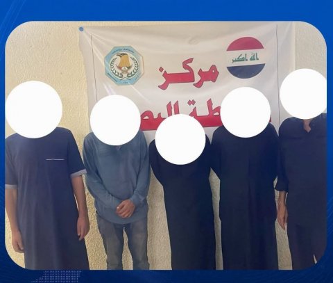 القبض على خمسة أشخاص يمارسون القمار داخل أحد المقاهي بالبصرة