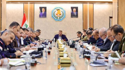 وزير الداخلية يوجه قوات الوزارة بالتعامل بحزم مع أي محاولة لزعزعة الأمن