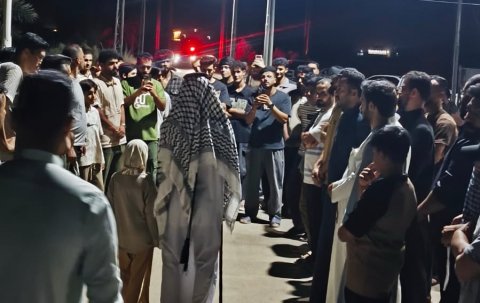 اهالي قضاء الصادق في البصرة يتظاهرون احتجاجاً على تردي الكهرباء