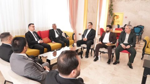 وزارة العمل وحكومة البصرة تناقشان إدراج الوجبة السابعة من إعانة الحماية الاجتماعية ضمن موازنة العام المقبل