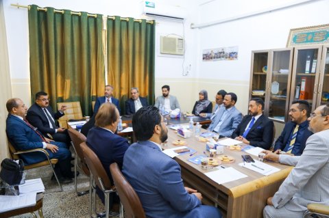 جامعة الكوفة تبحث مع أرباب العمل مواءمة مخرجات الهندسة الكيمياوية واحتياجات سوق العمل