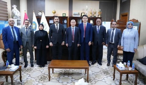 جامعة البصرة والقنصلية الصينية تبحثان التعاون لمواجهة تحديات التغير المناخي
