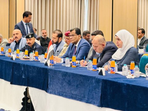 حكومة البصرة تبحث مع وفد ايراني الأعمال ونسب الانجاز في مشروع الربط السككي بين العراق وايران