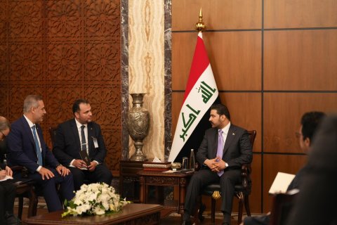 الزيدي يؤكد أهمية عقد اتفاق شامل مع تركيا في مجال المياه بجانب الشروع بتنفيذ مشروع طريق التنمية 