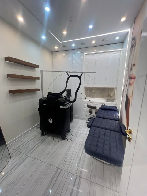 صحة البصرة تضبط لبناني الجنسية ينتحل صفة طبيب تجميل