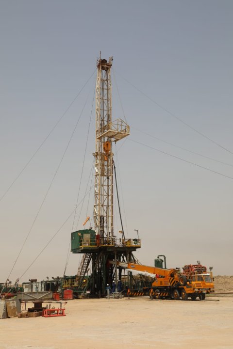 شركة الحفر العراقية تباشر اعمال استصلاح البئر ZB-510 في حقل الزبير