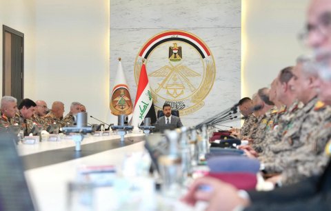 الزيدي:  الحكومة تولي اهتماماً كبيراً بتطوير الجيش العراقي ليكون جيشاً مهنياً قوياً عقيدته الأساس حماية العراق وشعبه