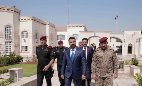 الزيدي يجري زيارة ميدانية إلى مقر جهاز مكافحة الإرهاب