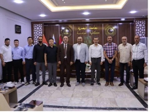 جامعة البصرة تبحث مع شركة الصينية  تطوير البرامج والمبادرات المشتركة