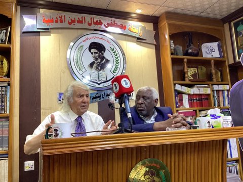 محاضرة في رابطة مصطفى جمال الدين بعنوان \"قراءات مدونة في وثائق تاريخ البصرة\"